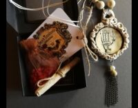 Alchemical Amulet, Alchemy Symbols Palmistry Hand, Sacred Geometry Spiritual Pendant Magical Power & Protective Talisman