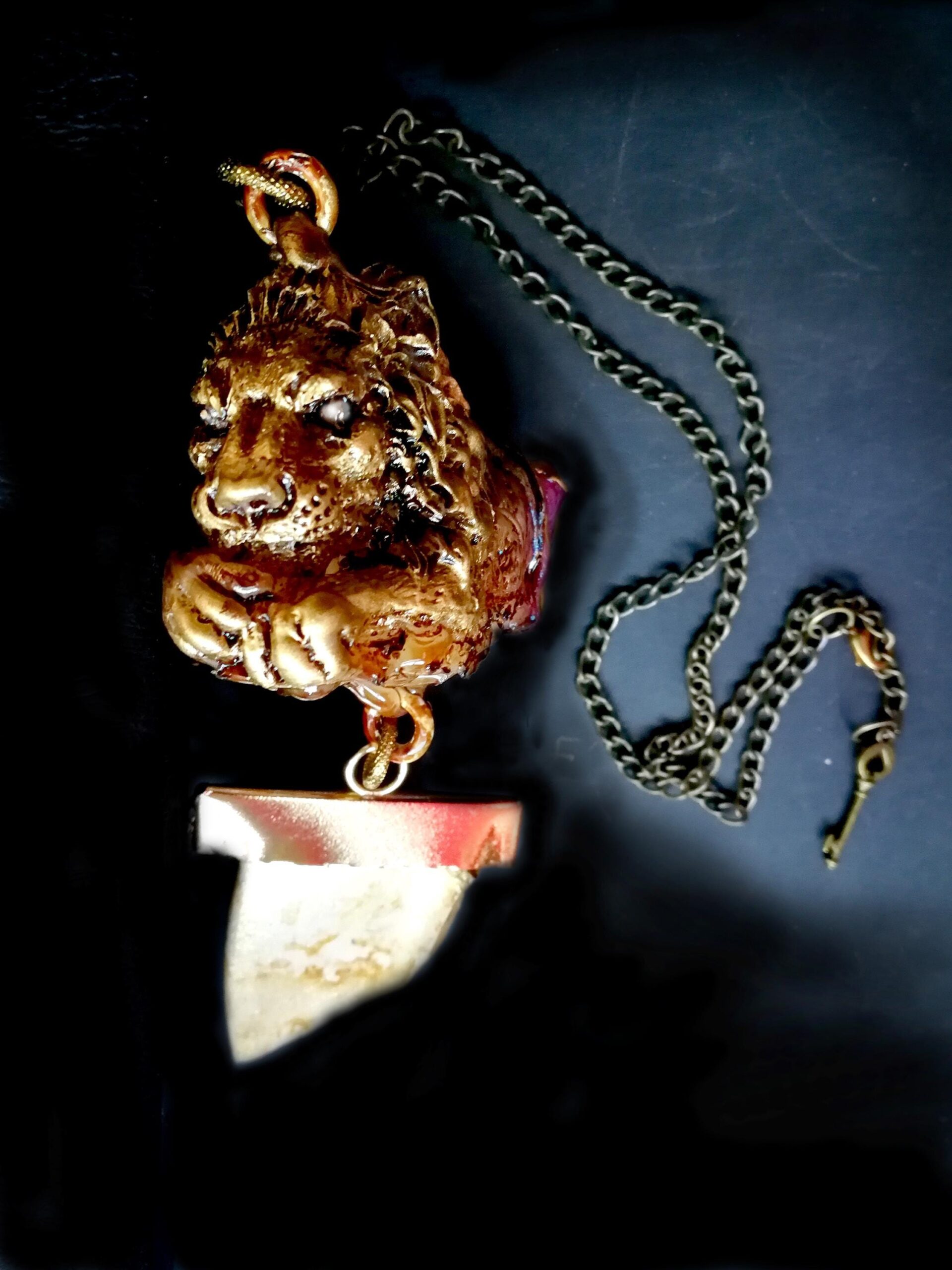 Golden Lion Amulet , Dandelion Rock Uncut Gemstone Pendant, Dantalion Magic Portal Raw Stone Magnetism