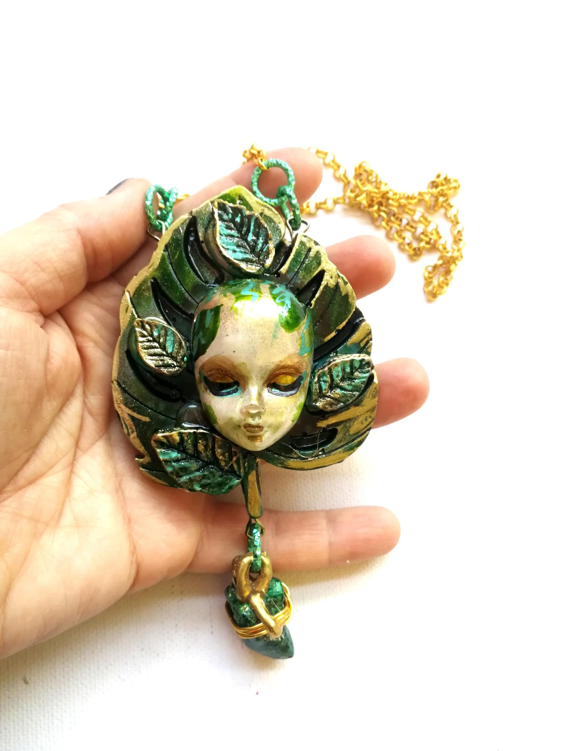 Green Witchcraft, Wicca Symbol Pendant Celtic Magic Talisman, Four Leaf Clover Necklace Witch Amulet