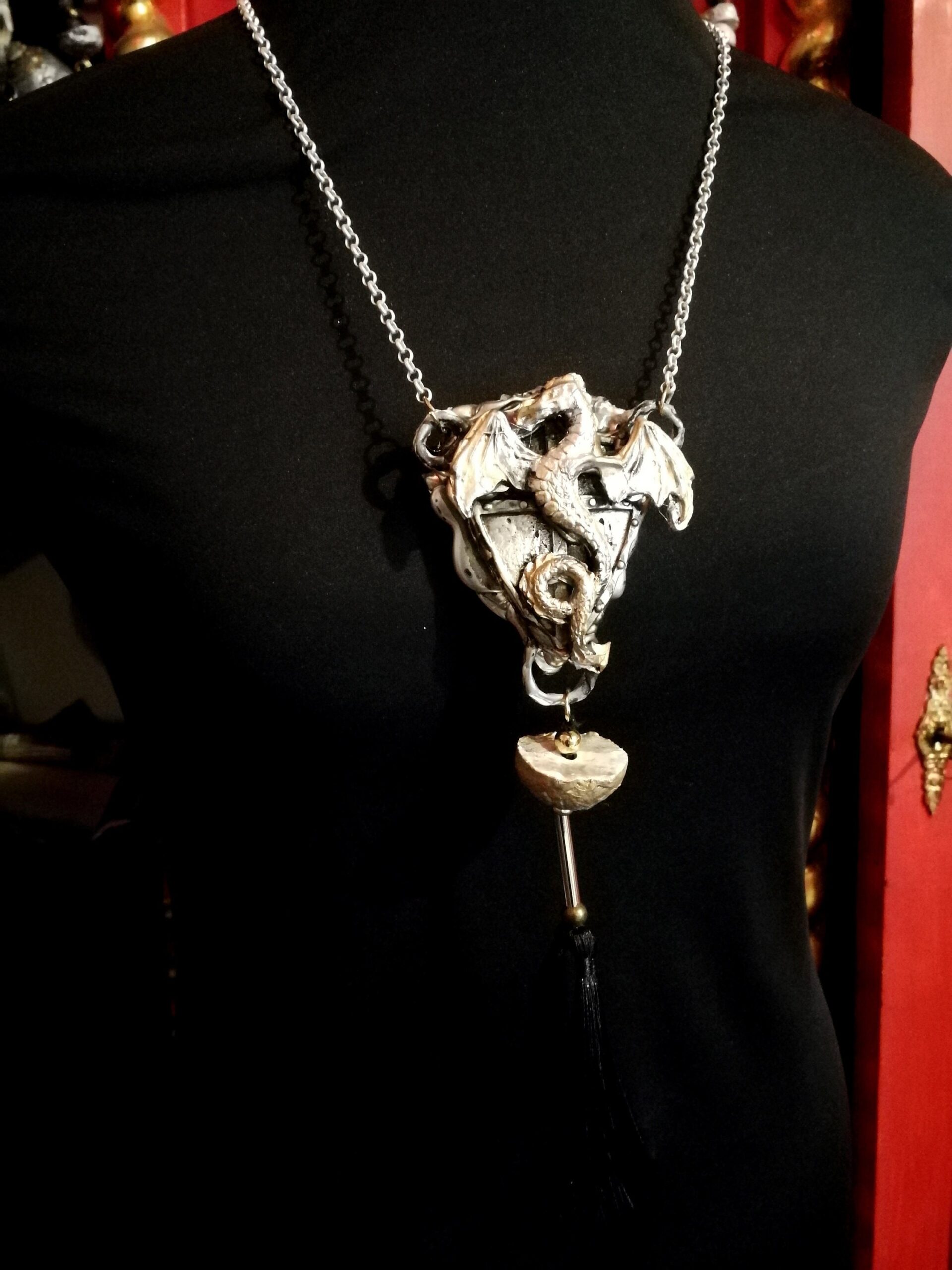 Dragon Crown Amulet, Medieval Celtic Shield, Triquetra Triskele Symbol, Gothic & Viking Symbols Antique Shieldmaiden