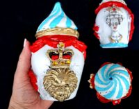 Love Attraction Magic Potion, Apothecary Mason Jar Bottles Glasses, Witch Witchcraft Altar Spell, Queen Lion Royal Crown