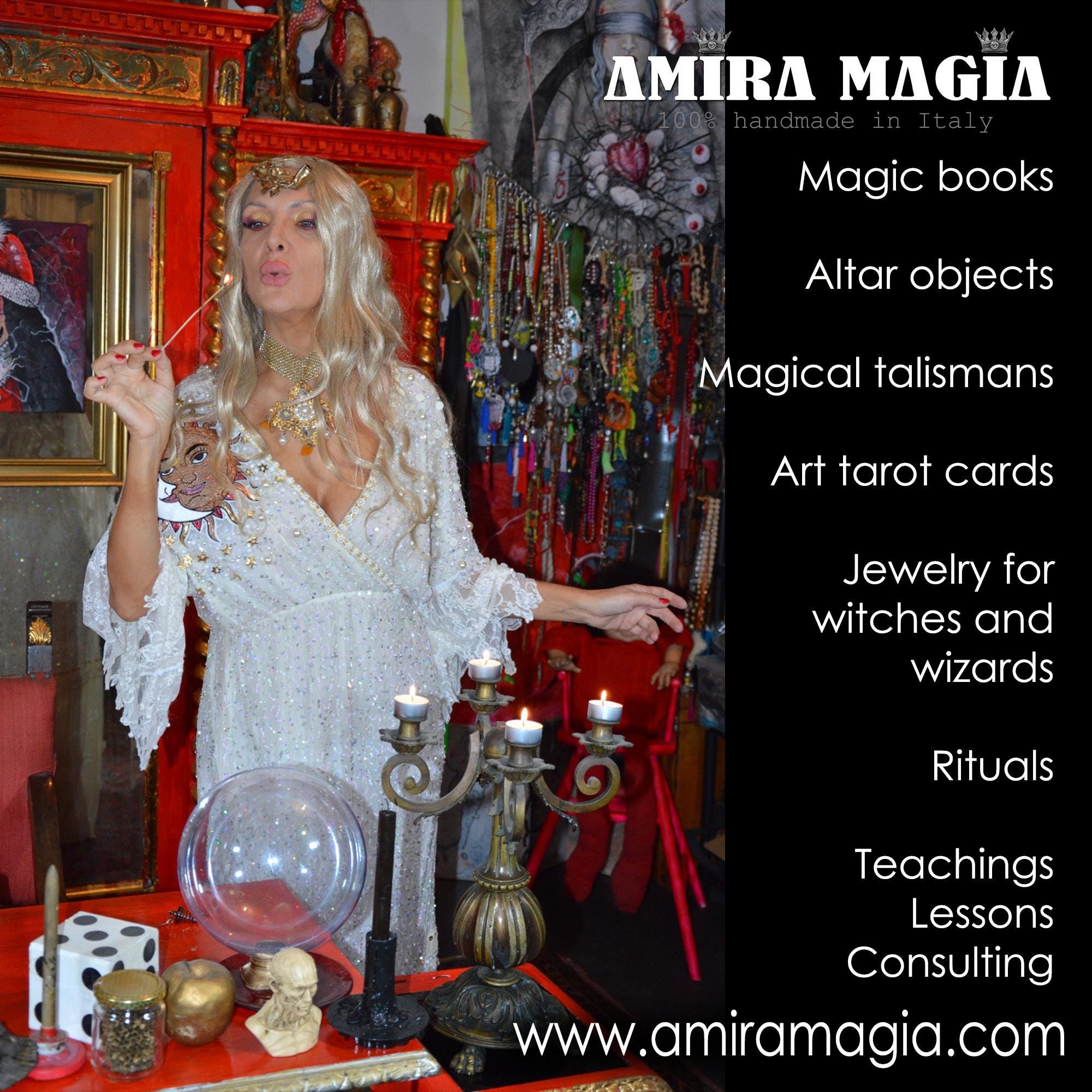 Magic Box Divination, Hocus Pocus Surprise Gift, Witch Altar Curio Cabinet, Oddities and Curiosities