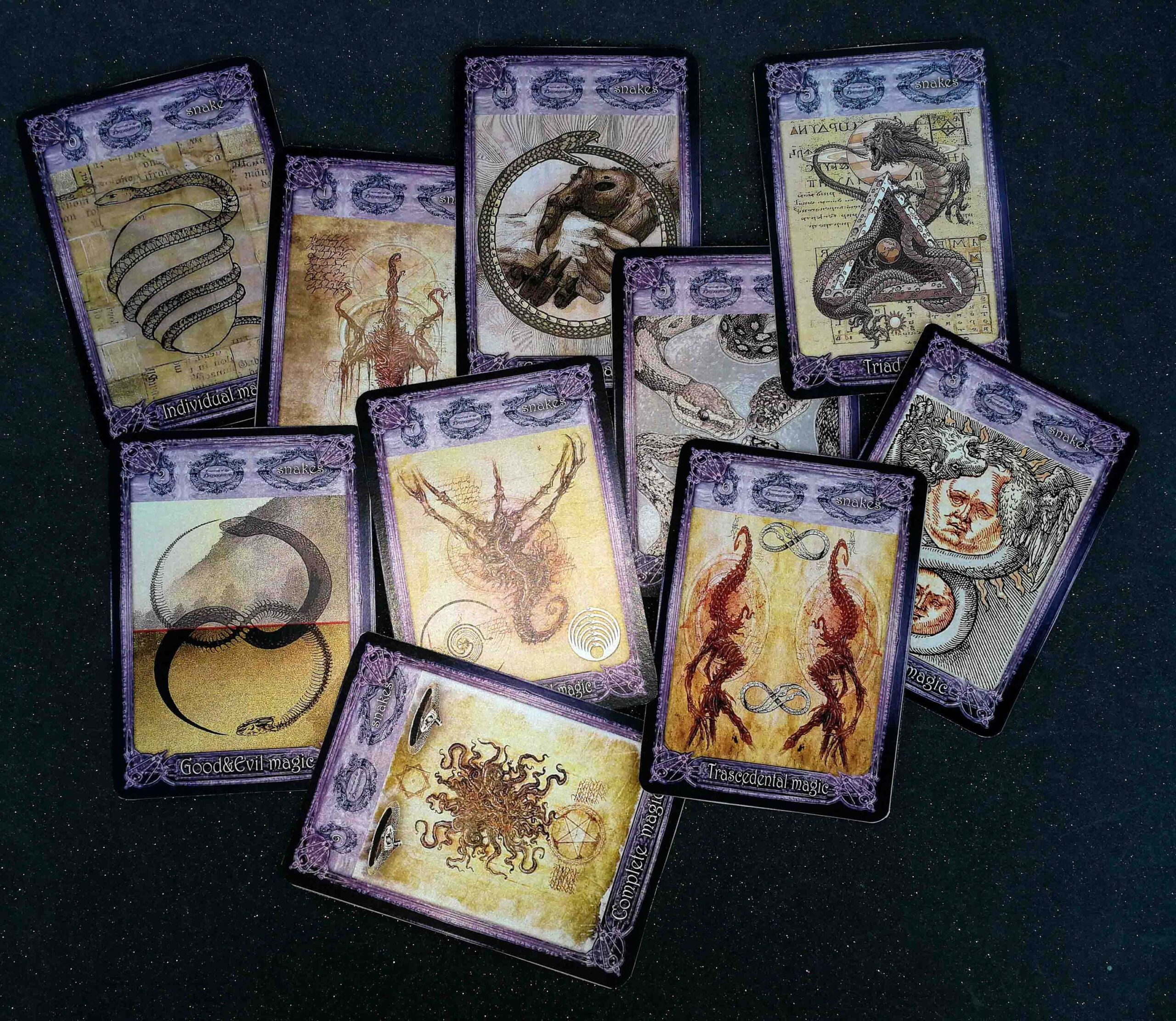 Necronomicon Tarot, Call of Cthulhu, Limited Edition HP Lovercraft Divination, Occult Magic Army of the Darkness War