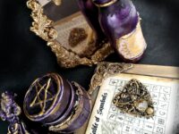 Magic Potion Apothecary Bottle, Witchcraft Spells Periodic Table Altar Sanctuary, Dark Witch Sorcery Mirror