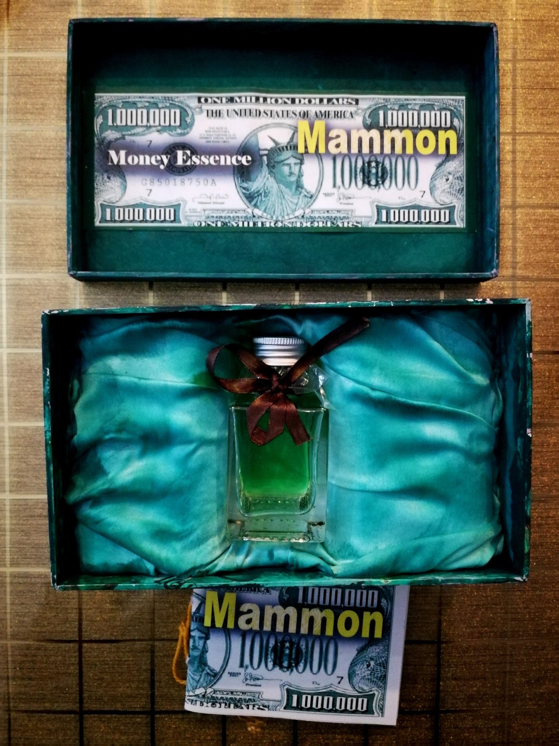 Perfume Oil Eau de Parfume Magic Vintage Bottle Fragrances Mammon Essence Money Wealth Richness