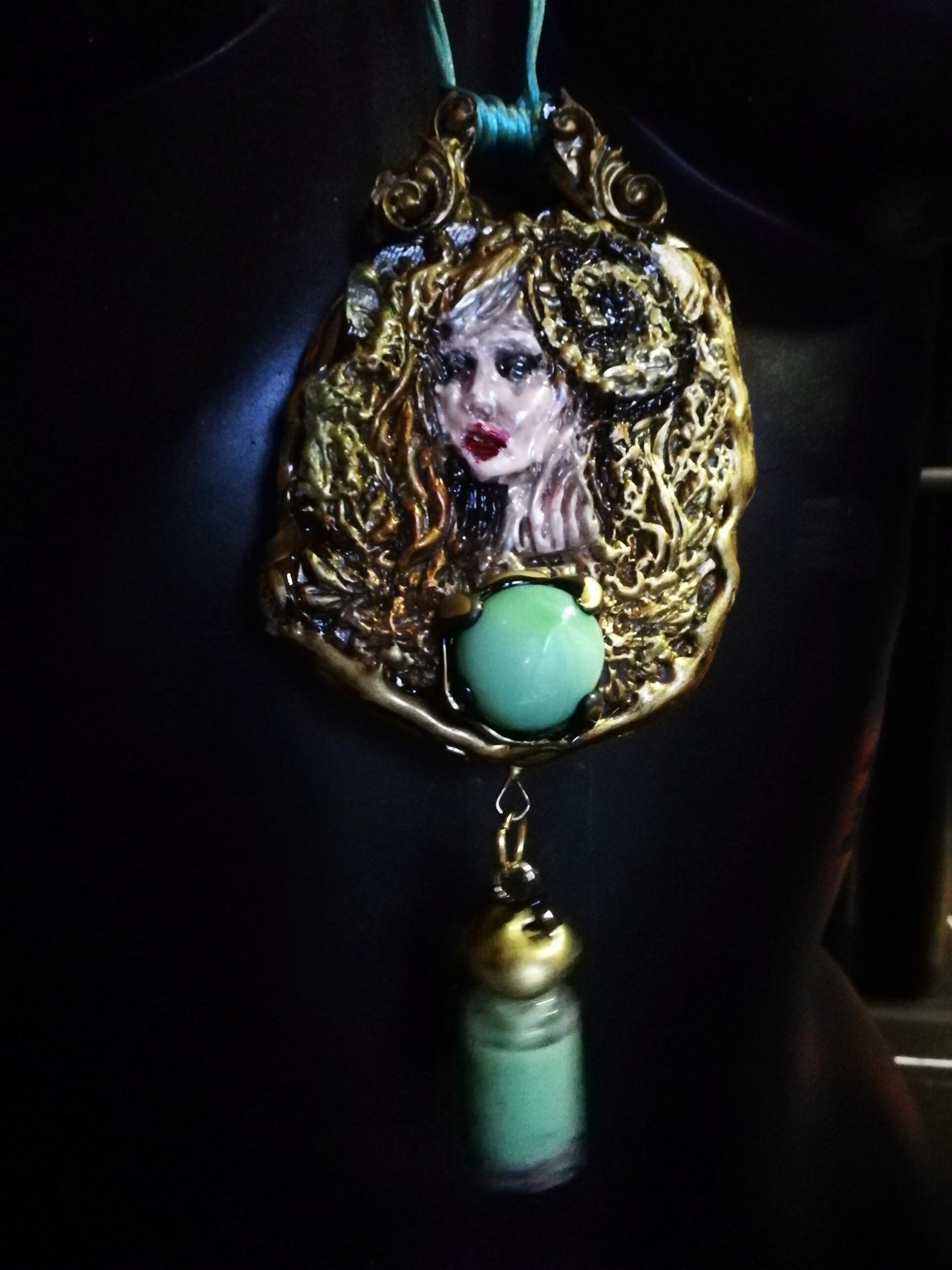 Magick Amulet, Queen Witches Hecate's Personal Spiritual Potion Beauty Love Magnetism & Transformation Magical Pendant