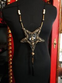 Inverted Pentagram Star, Dark Bee Pendant Satanic Symbol, Magic Talisman Esoteric Amulet Black Pentacle