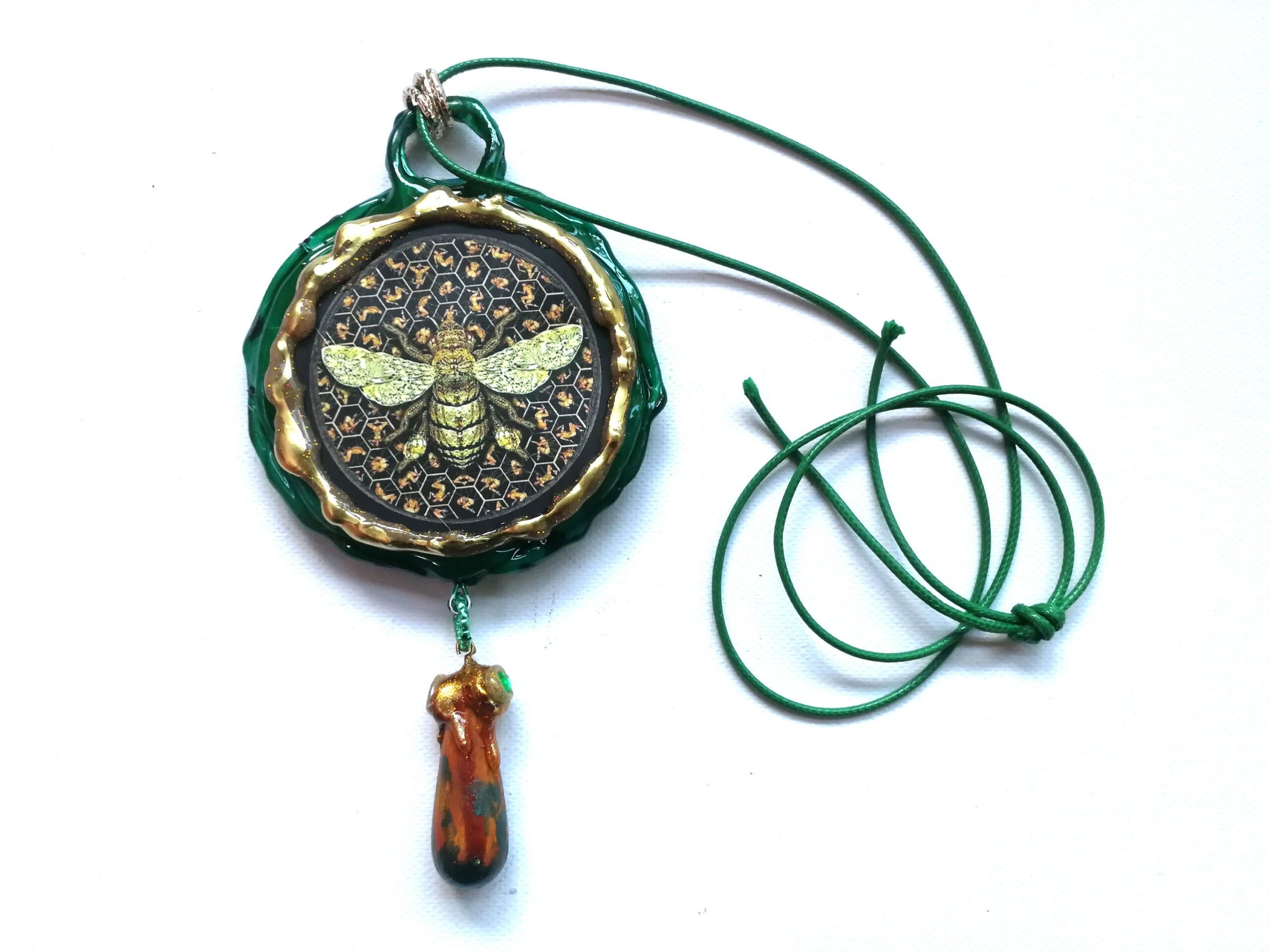Green Witch, Witchcraft Symbol Magic Evil Eye Talisman, Salem Massachusetts Amulet, Bee Nest Pentacle