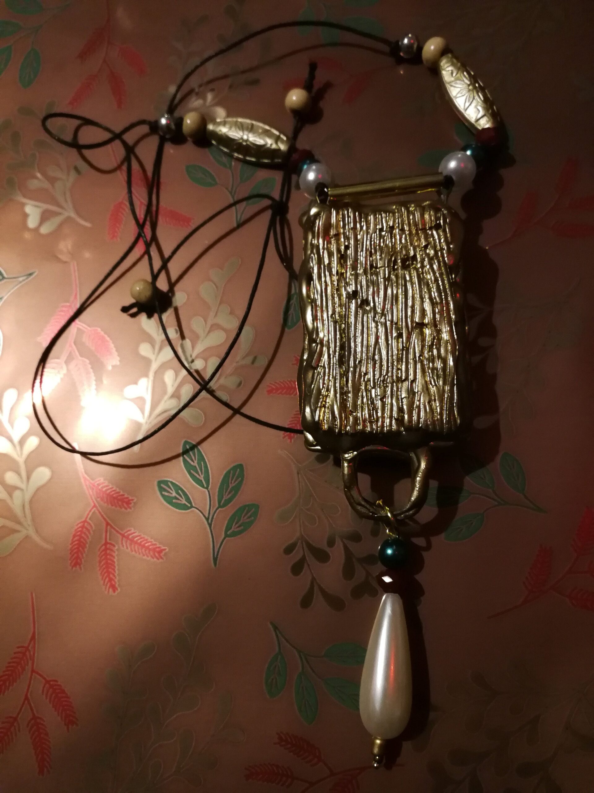 Queen Nefertiti, Egyptian Goddess God Ancien Egypt Deity, Mythology Pharaon Jewelry Hieroglyphics Symbols Papyrus