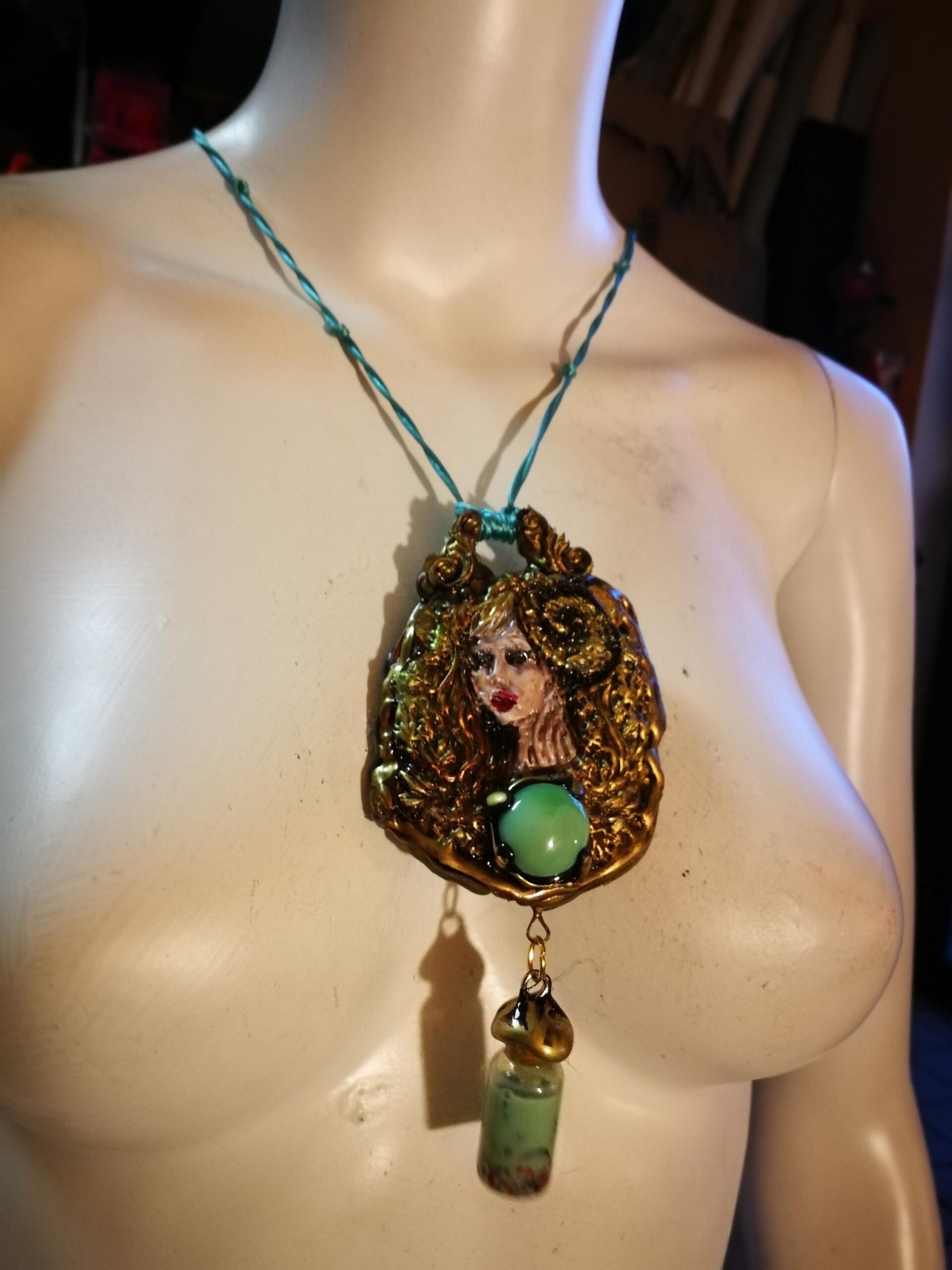 Magick Amulet, Queen Witches Hecate's Personal Spiritual Potion Beauty Love Magnetism & Transformation Magical Pendant