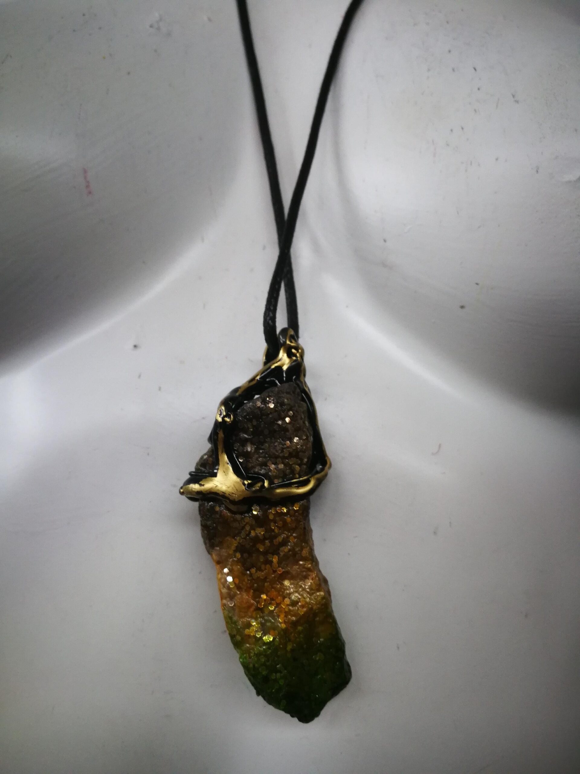 Witch Familiar, Protection Charm Shield Aura Energy Protective Magic Object, Spirit Guide Raw Stone