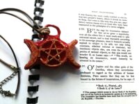 Triple Moon Talisman, Star Pentagram Luna Necklace, Lunar Phases Witchcraft Symbol Pendant, Spiritual Esoteric Jewelry