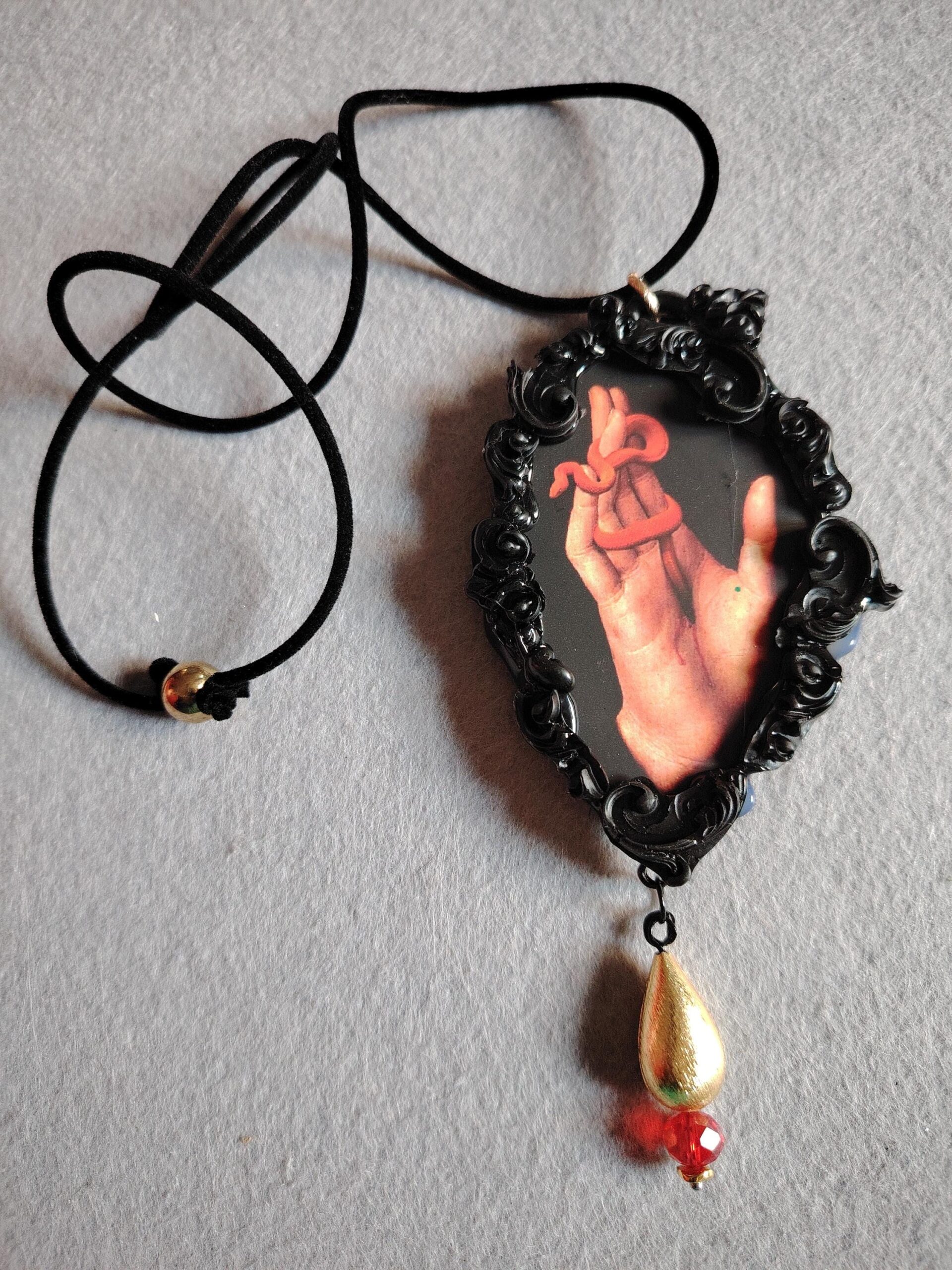 Hand Help, Magical Protection Talisman, Snake Protective Amulet Good Luck Attraction Money Love Wealth