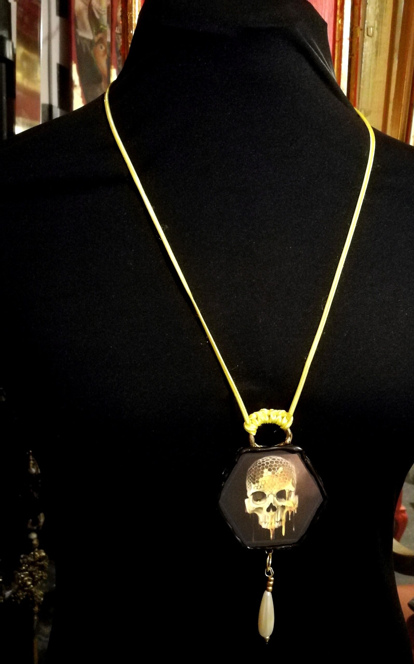Skull Pendant, Bees Nest Voodoo Talisman Necromancy, Skeleton Necromancer Cursed Amulet Abundance Prosperity Money