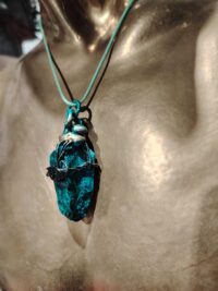 Witch Familiar, Ancient Spirit Companion, Exlusive Object Necklace Uncut Gemstone Pendant, Magic Portal Raw Stone Amulet
